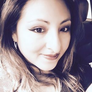 Meet your Posher, Lizbeth